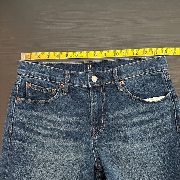 GAP Denim Medium Wash Cotton Zip Fly Folded Frayed Hem Denim Shorts Size 28 - Picture 8 of 12